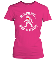 Bigfoot Heart Valentine's Day Lover Art Graphics Great Gift Women's T-Shirt Women's T-Shirt - FordPhuMy