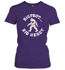 Bigfoot Heart Valentine's Day Lover Art Graphics Great Gift Women's T-Shirt Women's T-Shirt - FordPhuMy