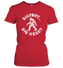 Bigfoot Heart Valentine's Day Lover Art Graphics Great Gift Women's T-Shirt Women's T-Shirt - FordPhuMy