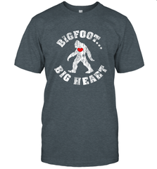 Bigfoot Heart Valentine's Day Lover Art Graphics Great Gift Men's T-Shirt Men's T-Shirt - FordPhuMy