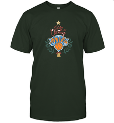 NBA New York Knicks Logo merry Christmas gilf Men's T-Shirt Men's T-Shirt - FordPhuMy