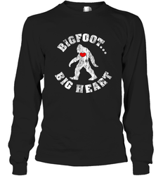 Bigfoot Heart Valentine's Day Lover Art Graphics Great Gift Long Sleeve T-Shirt